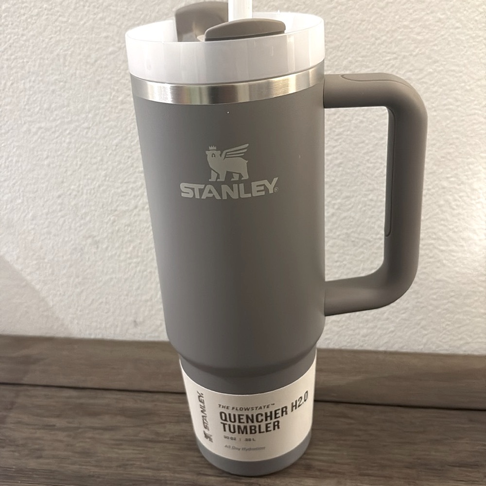 NEW Lot of 2x [Stanley] Quencher H2.0 Flowstate 30oz Tumbler & [Atlas] Tumbler - Picture 5 of 16